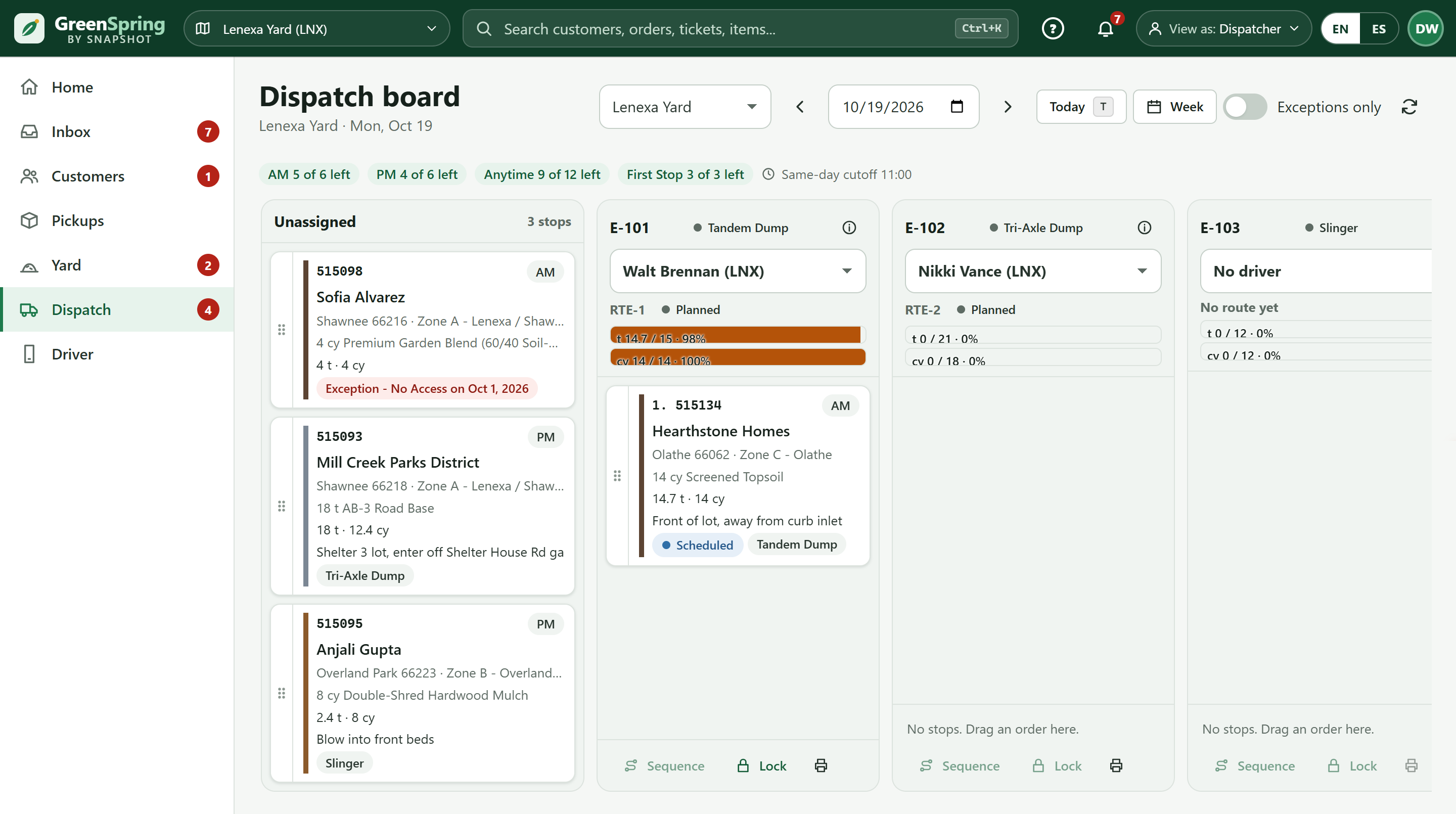 GreenSpring dispatch board showing unassigned delivery stops and trucks with capacity bars